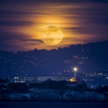 The November full moon in San Francisco
